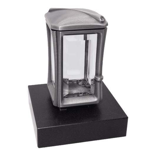 Grablaterne Modell 94681 auf Sockel Black
