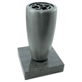 Grabvase 1705 aus Aluminium auf Granitsockel Himalaya